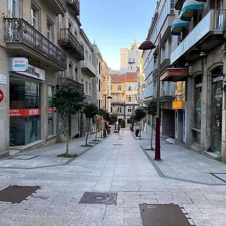 Estudio Parking Centro Puerta Del Sol Comarca de Comarca de Vigo Buitenkant foto